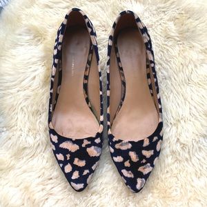 Lovely Anthropologie kitten heel velvet print heels